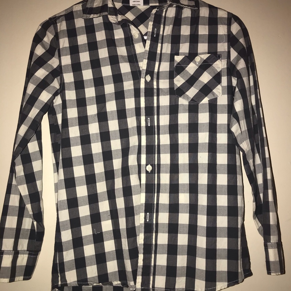 FabKids boys button up size L